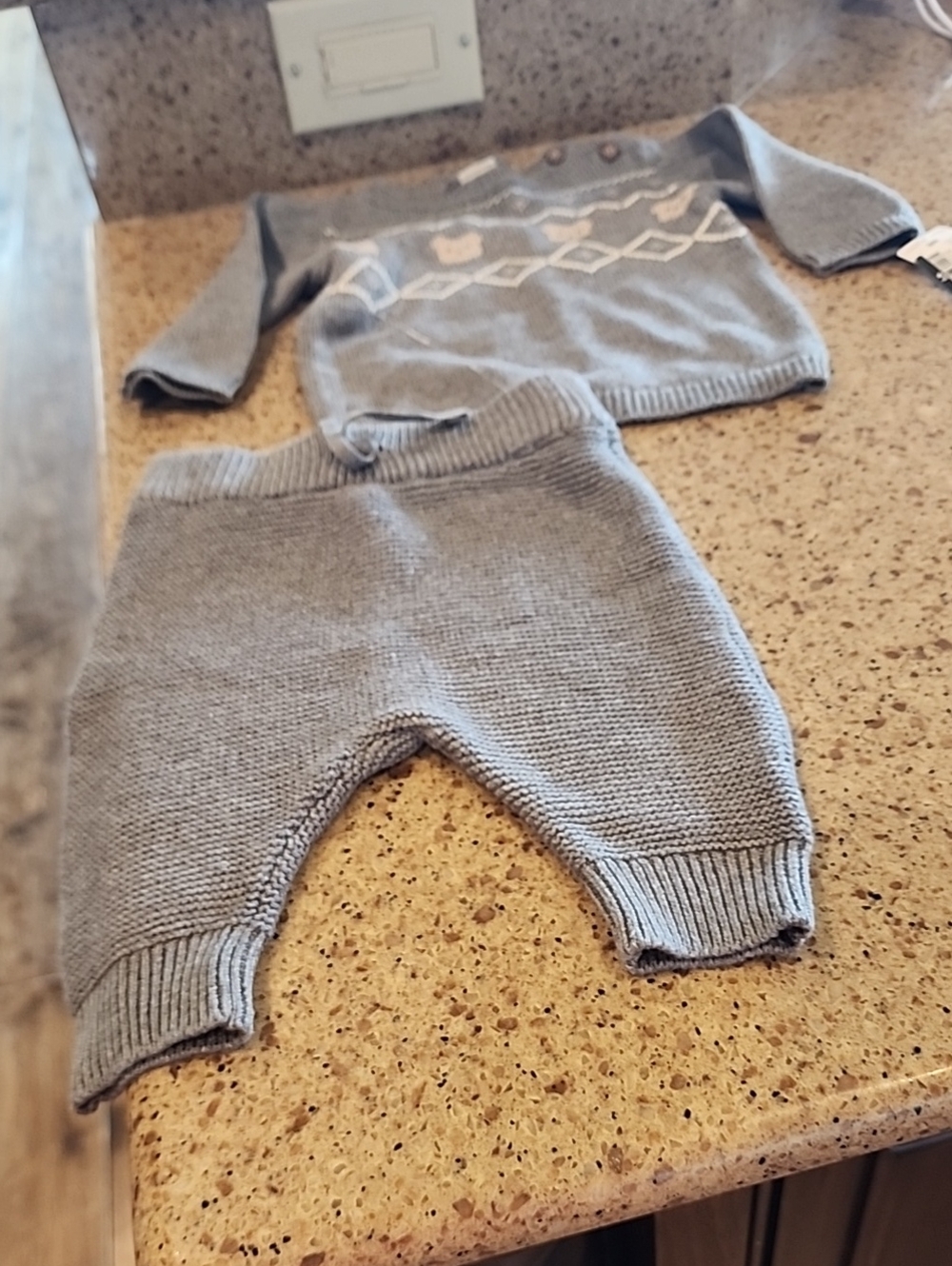 Carter's Light Gray Knit Two-Piece Baby Set NWT 3MNTH.